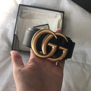 Authentic Leather Gucci belt ( size 80)